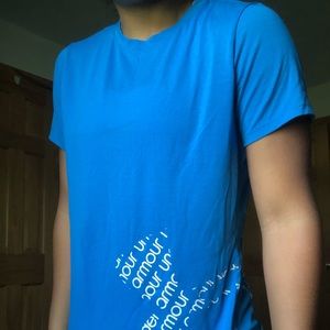 Under Armour T-shirt